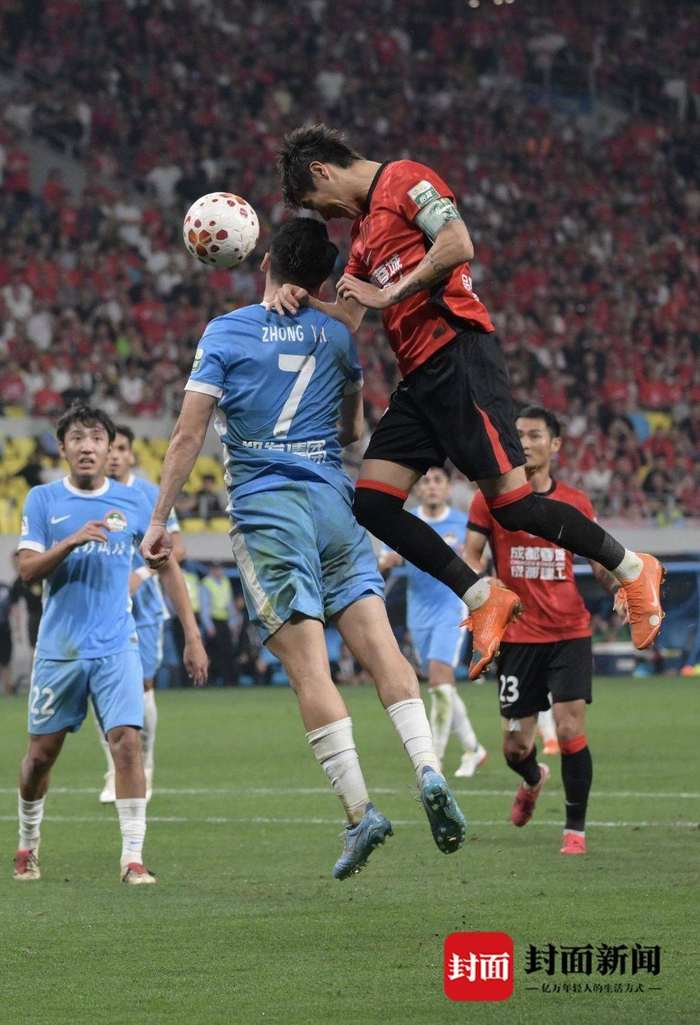 开云平台-八连胜！成都蓉城主场3-0轻取河南|河南队|中超|索罗金|上海申花足球俱乐部|拜合拉木_新浪新闻