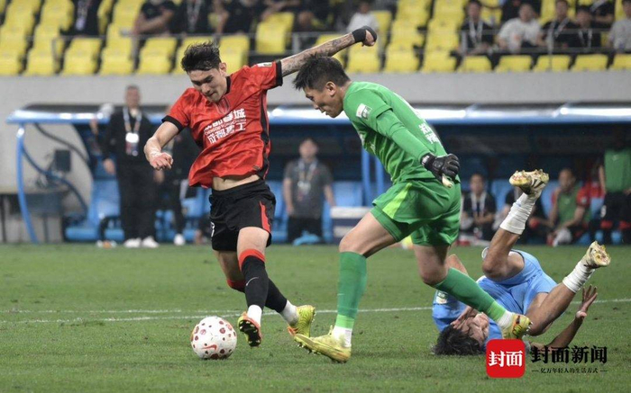 开云平台-八连胜！成都蓉城主场3-0轻取河南|河南队|中超|索罗金|上海申花足球俱乐部|拜合拉木_新浪新闻